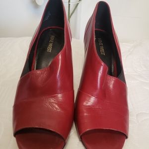 Nine West- Size 9, red leather